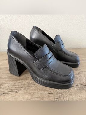 Steve Madden Fulfill Y2K Black Platform Loafers Chunky Block Heel Penny Loafer 6